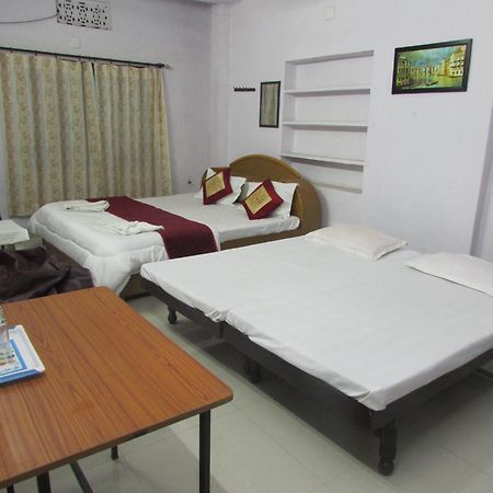 Ashish Guest House, Goverdhan Vilas Udajpur Exteriér fotografie