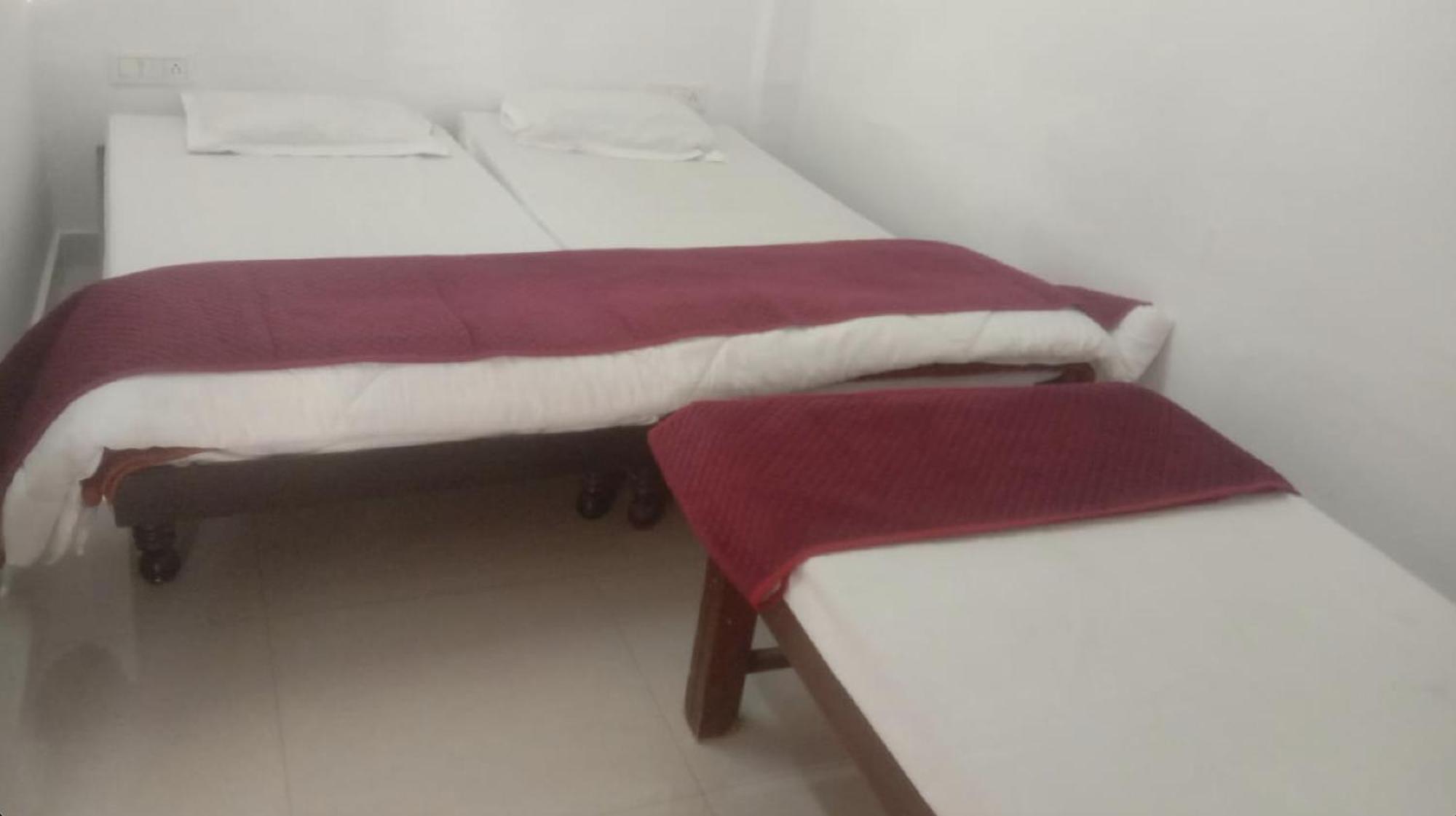Ashish Guest House, Goverdhan Vilas Udajpur Exteriér fotografie